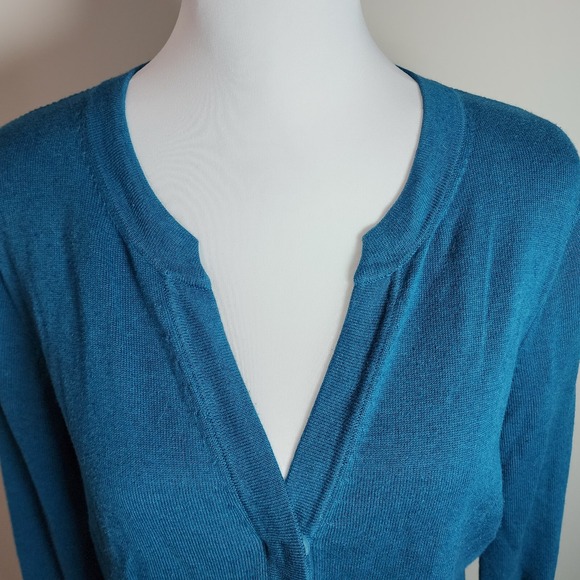 CAbi Ever Cardigan Sweater Womens Medium # 3368 Snap Front‎ Casual Teal Luxury - Picture 2 of 16